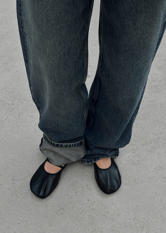 Naira Barefoot Black Leather Ballet Flats-image
