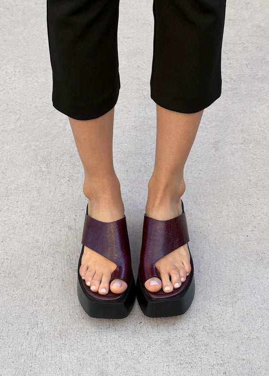 Nova Rift Burgundy Leather Sandals-image