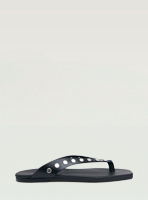 studs black